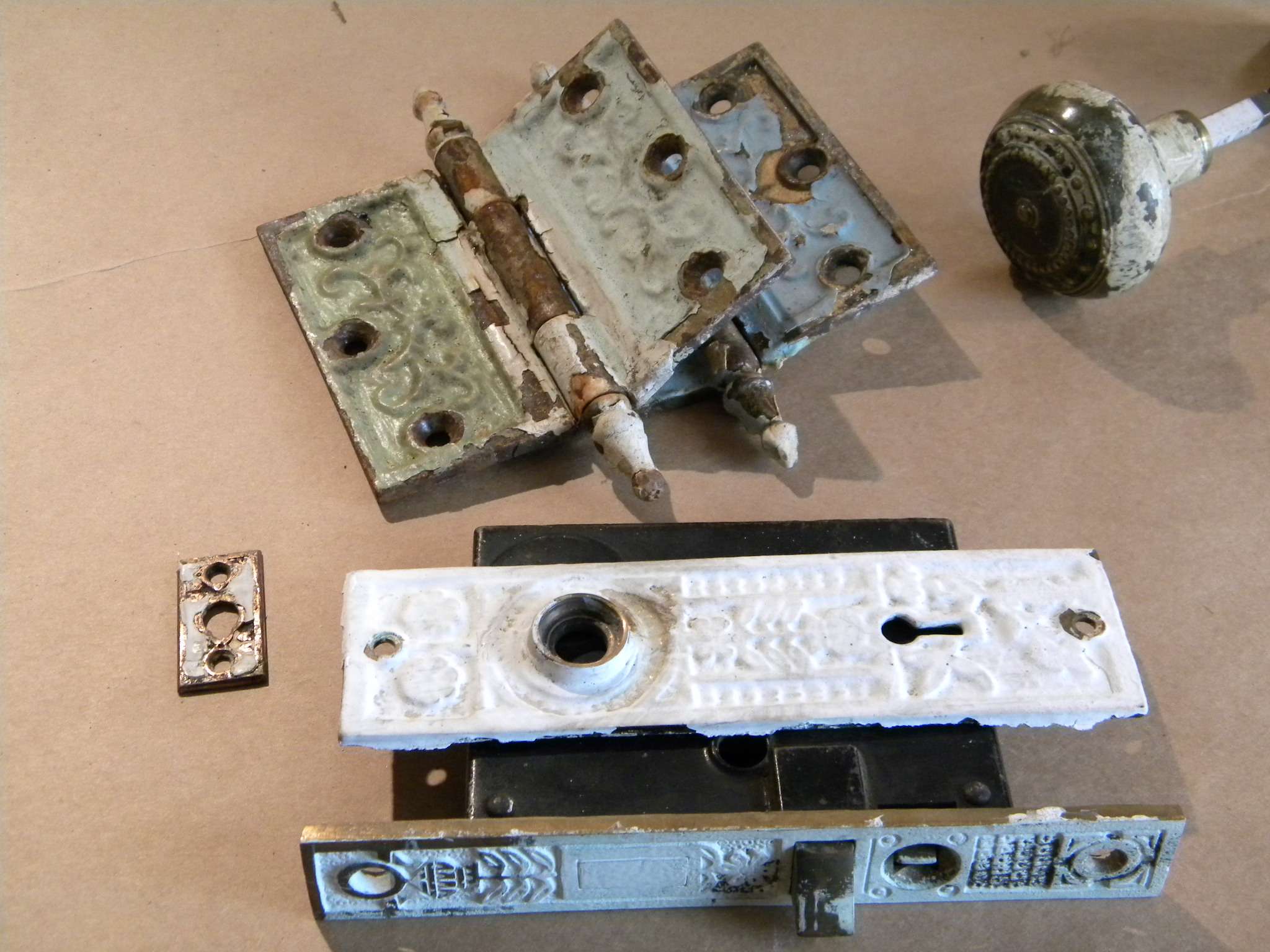 A Guide to Stripping Painted Hardware