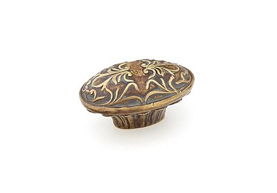 Cantata Oval Knob 5/8" on Center Monticello Brass