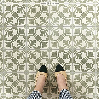 Kings Nouveau Sage 17-5/8" x 17-5/8" Ceramic Floor and Wall Tile - 5 Tiles Per Case - 10.95 Square Feet