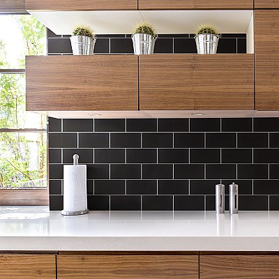 Projectos Preto Black Matte 3-7/8" x 7-3/4" Ceramic Tile - Sold Per Case of 50 - 11.46 Square Feet