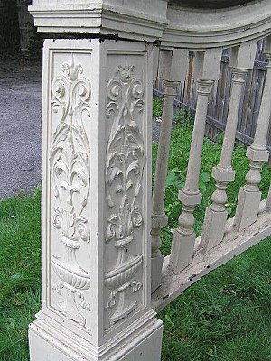 Gorgeous Carved Antique Oak Railing