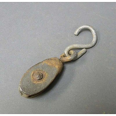 Antique Single Pulley