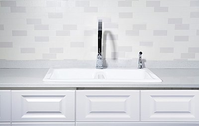 Gourmetier GT33229D2 Petra Galley 33-Inch Cast Iron Double Bowl Drop-In Kitchen Sink, 2-Hole, White